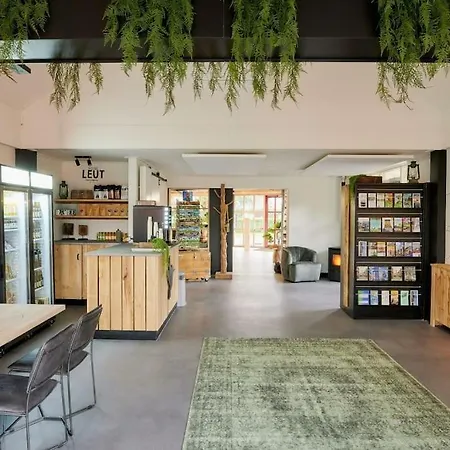 Chalet Mooi Op Prachtige Plek In Het *