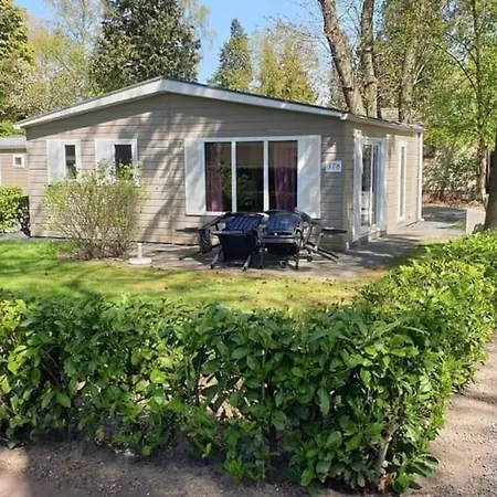 Mooi Op Prachtige Plek In Het *