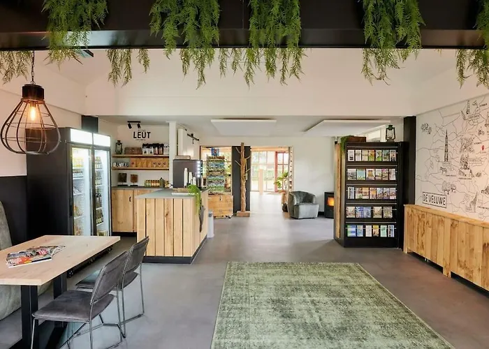 Chalet Mooi Op Prachtige Plek In Het *