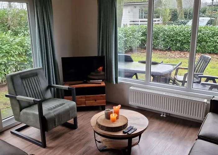 Chalet Mooi Op Prachtige Plek In Het *